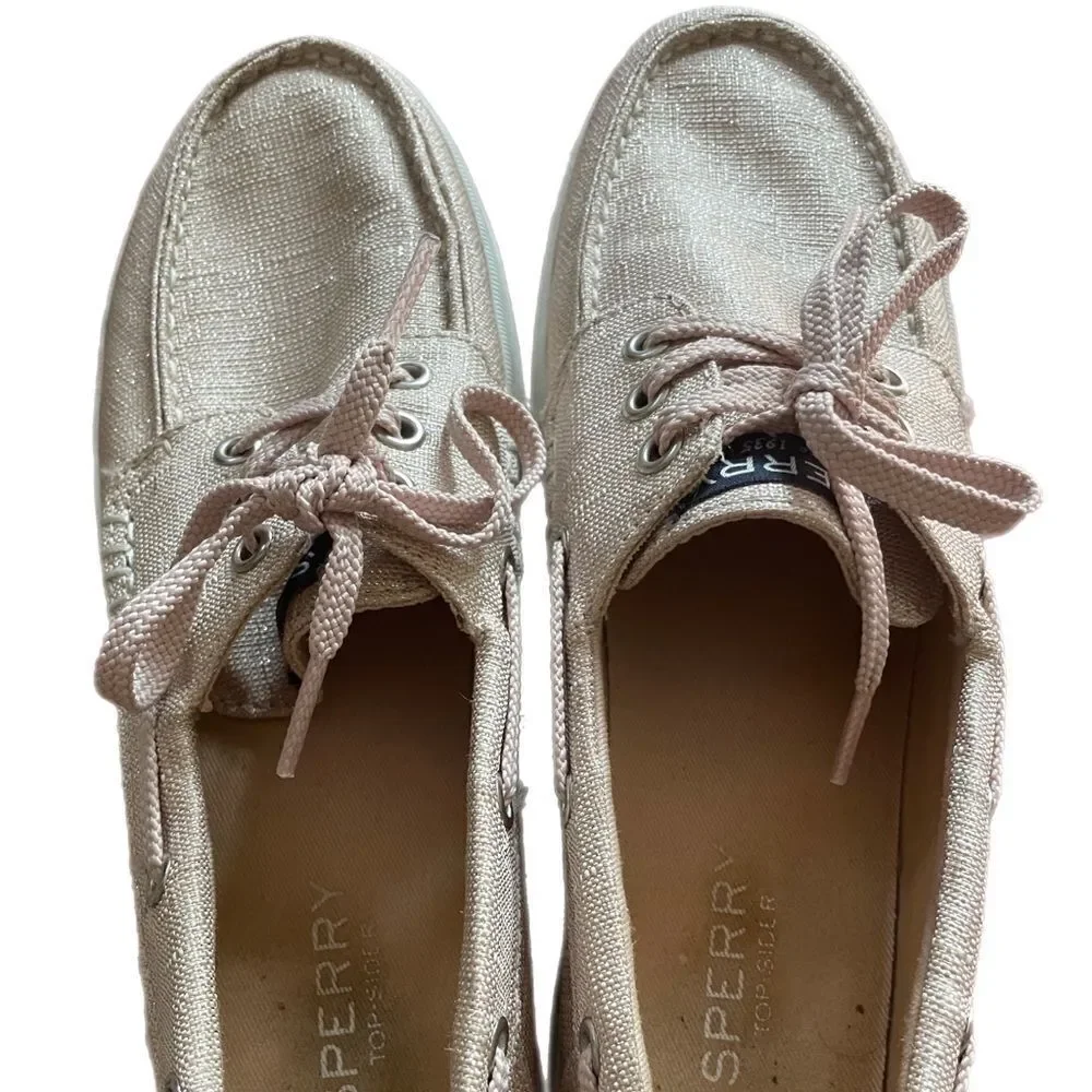Sperry Top Sider Rose Gold Boat Shoes, Girls size 4/woman’s 6
